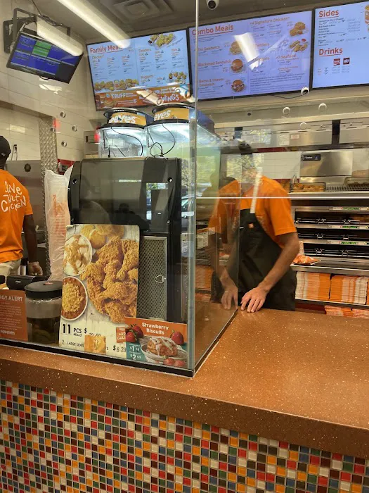 Popeyes Louisiana Kitchen Picture 8