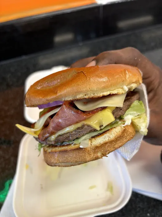 Halal Munchies Picture 6