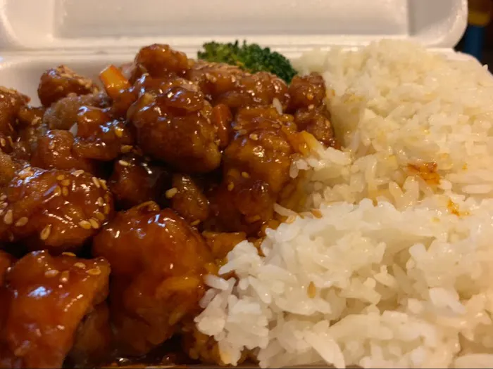 Hardee Chinese & American Cusine Picture 2