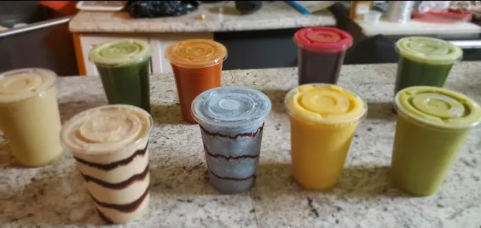 Unwind juice bar Picture 4