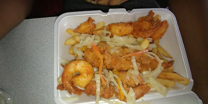 Mike's Island Grill Picture 1