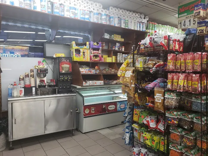 Star 1 Deli & Grocery Picture 2