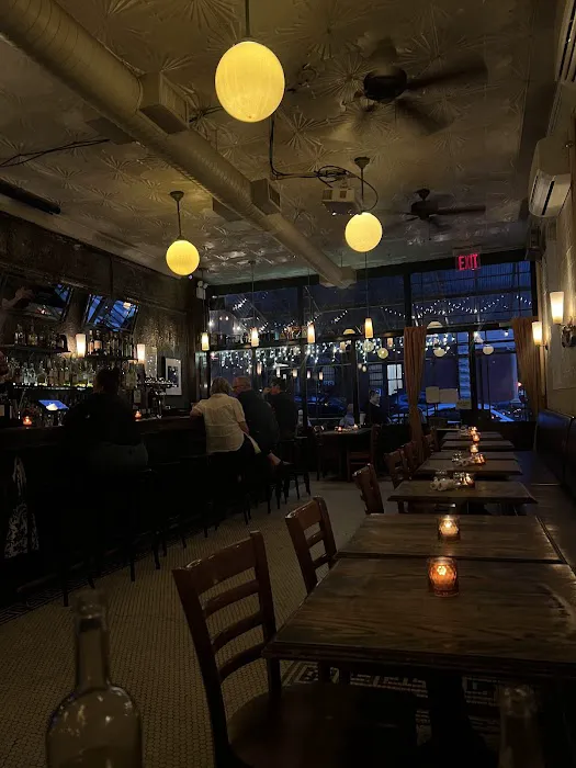 Bar Toto Picture 1