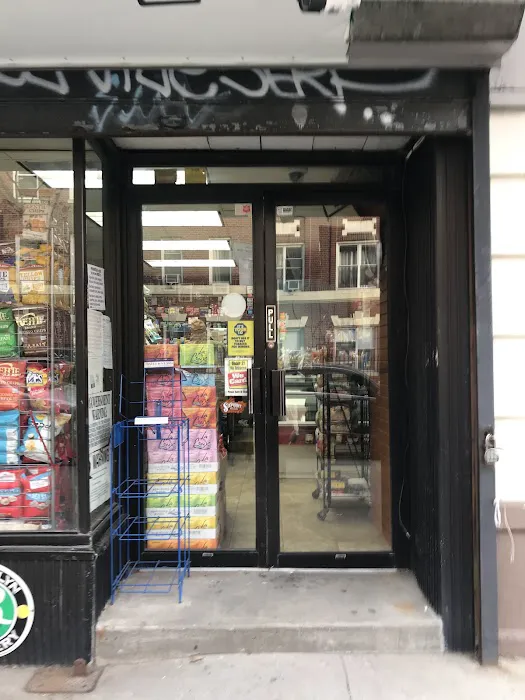 8 Street Mini Market Picture 1