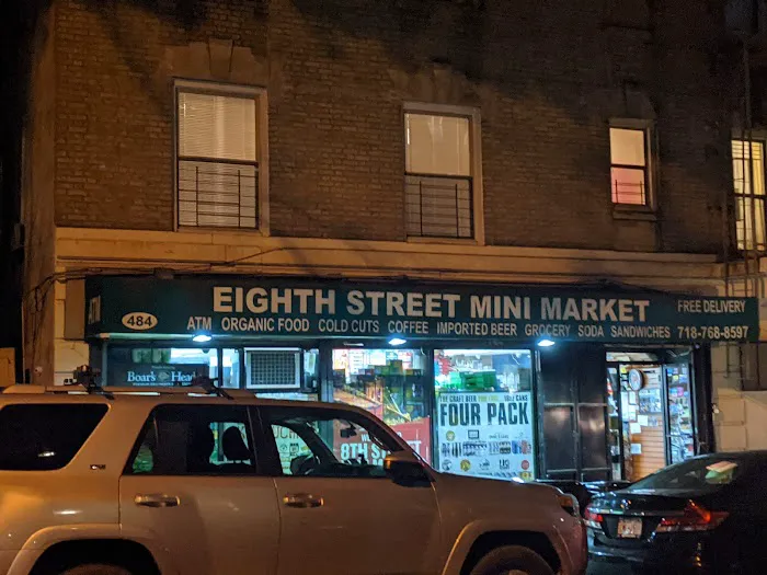 8 Street Mini Market Picture 3