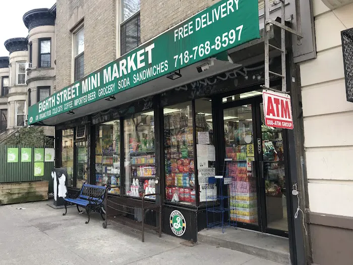 8 Street Mini Market Picture 8