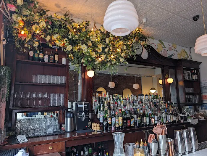 Pasta Louise Restaurant Picture 2