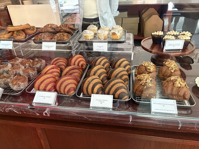 Miolin Bakery Picture 9