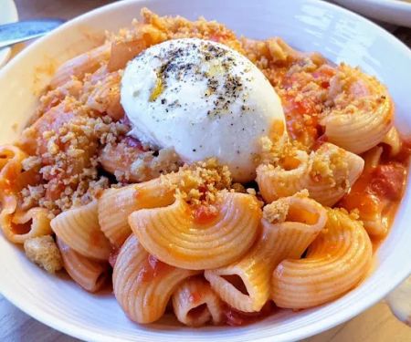 Pasta Louise Cafe