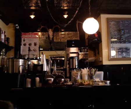 Henry's Local