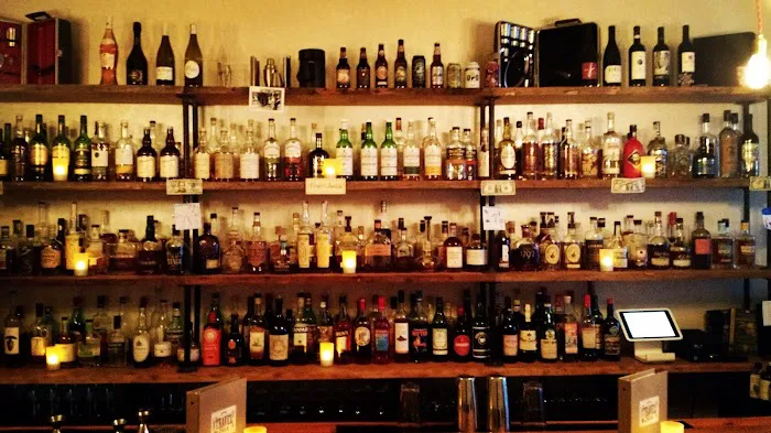 Travel Bar Picture 4