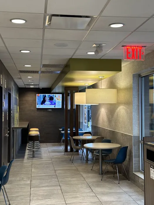 McDonald's Picture 9