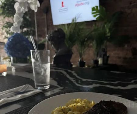 532 Court Restaurant