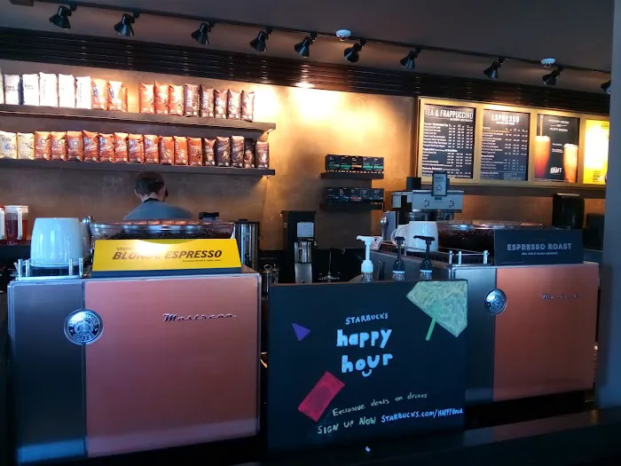 Starbucks Picture 10