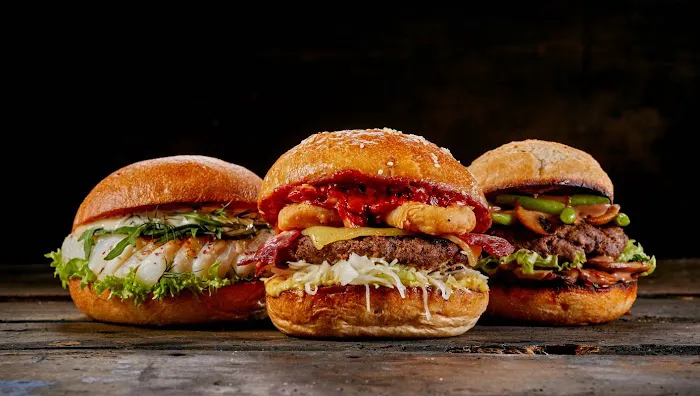 Divine Burgers Picture 1