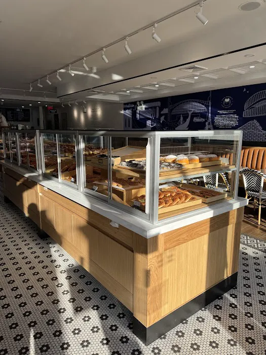 Paris Baguette Picture 6
