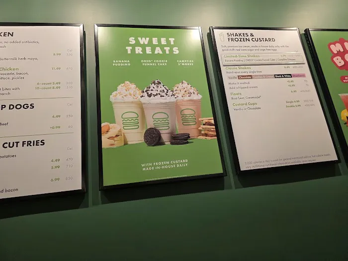 Shake Shack Broadway Plaza Riverdale Picture 10