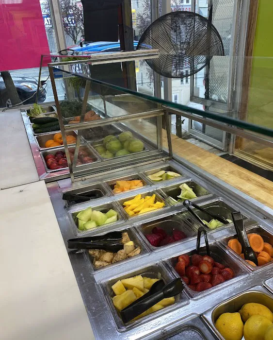 Holy Fruits Juice Press Picture 2
