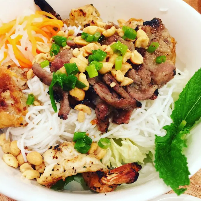 Pho Metro Picture 10