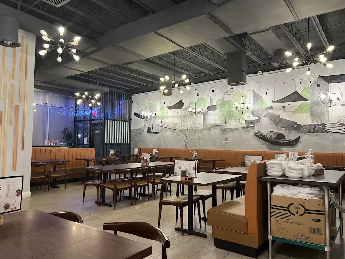 Pho Top Restaurant Picture 3