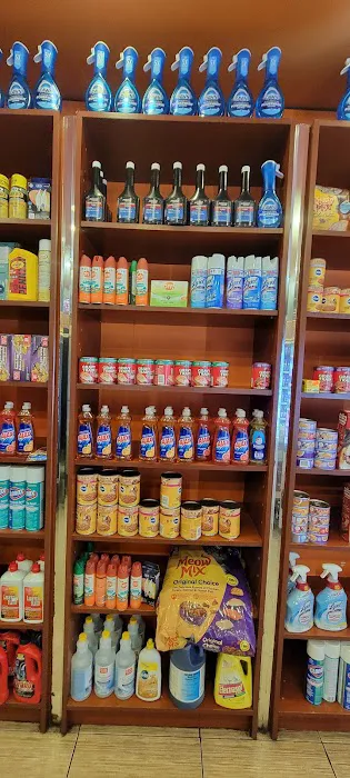 SoundView Deli Grill & Grocery Picture 3