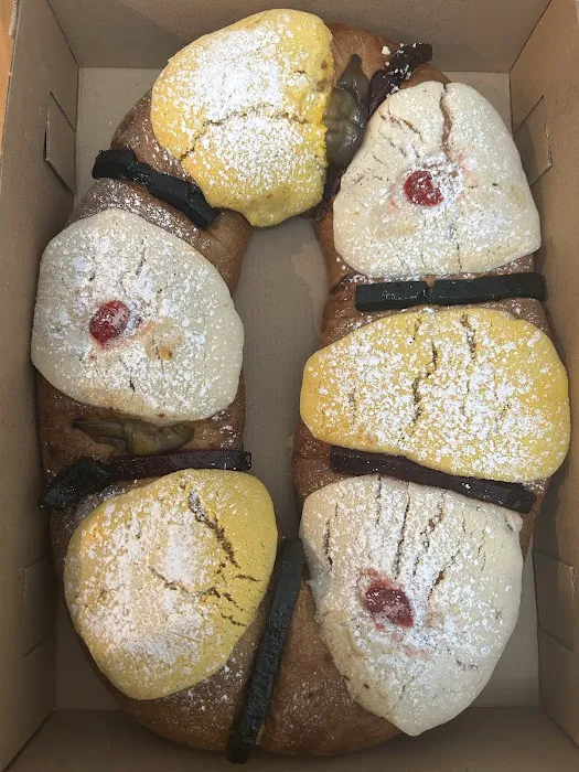 Azteca Bakery Picture 2