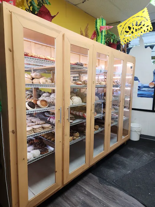 Azteca Bakery Picture 1