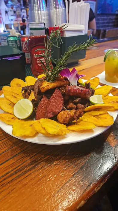 Willie's Steak House Picture 6