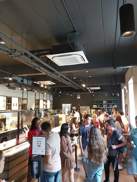 Starbucks Picture 1