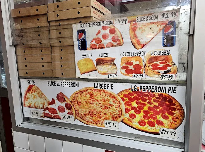 Crown Fried Chicken & Pizza Picture 8