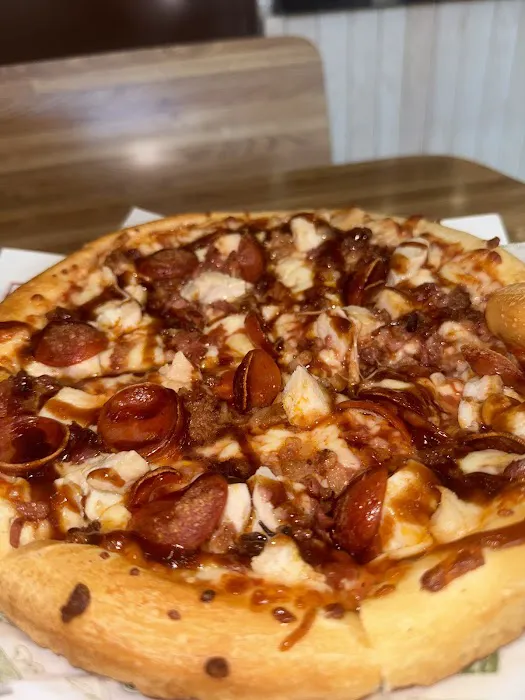 Singas Famous Pizza Picture 10