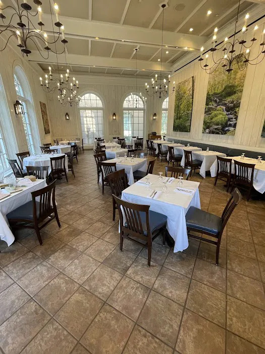 Hudson Garden Grill Picture 9