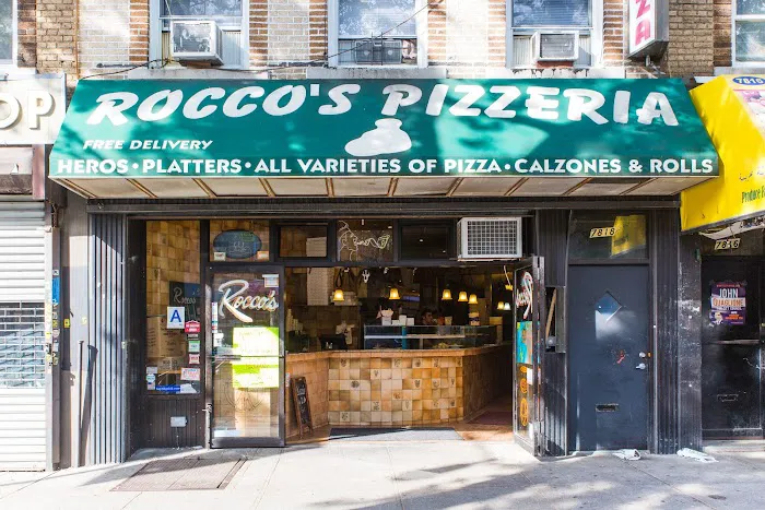 Rocco's Pizzeria Picture 3