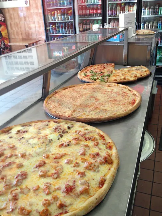 Rocco's Pizzeria Picture 9