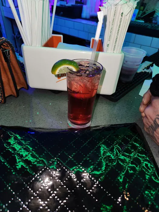 Isla Cafe Picture 5