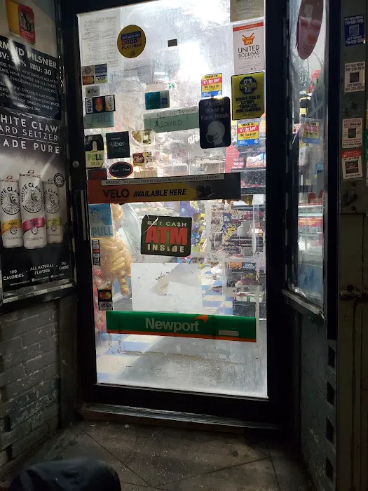 Emeli Deli & Grocery Picture 4
