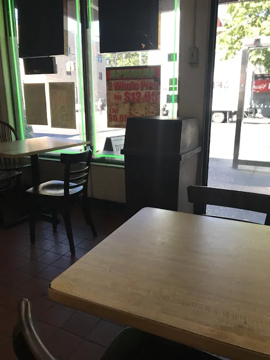 Morris Park Pizzeria Picture 9