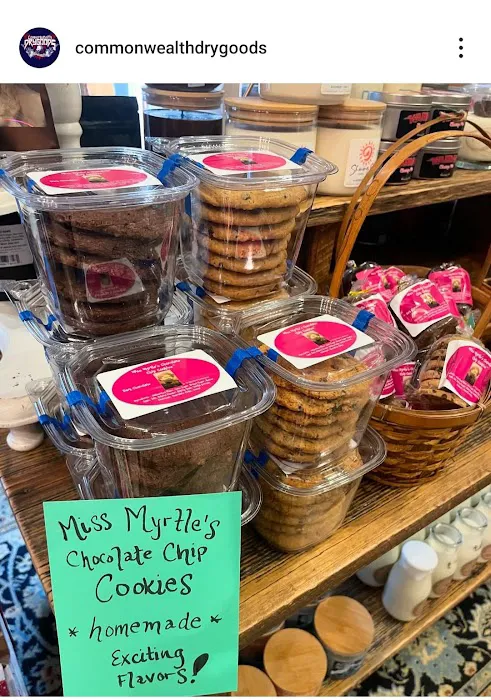 Miss Myrtle's Chocolate Chip Cookies Picture 7