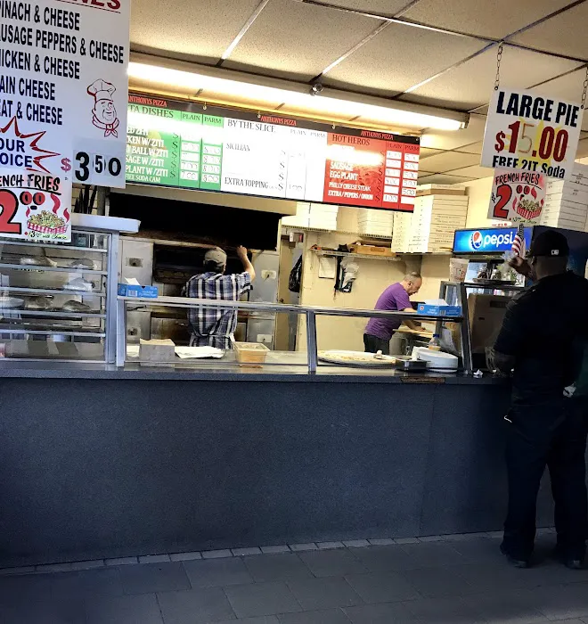 Anthony's Pizza Picture 3