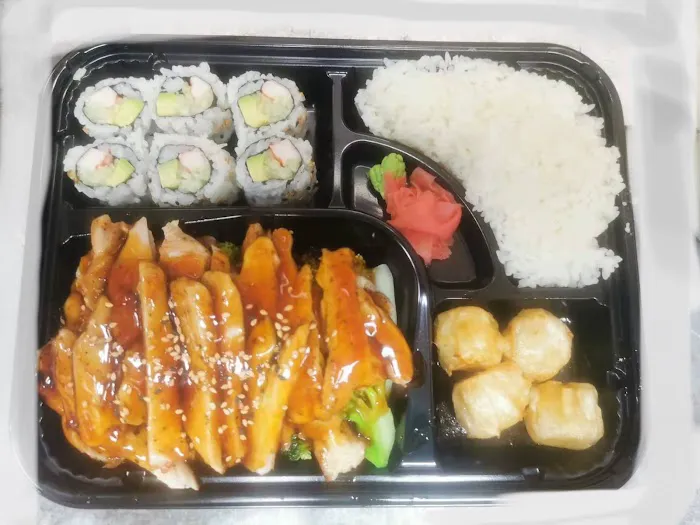 Osaka sushi Picture 2