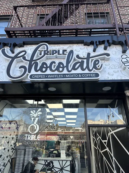 Triple Chocolate Crepes & Waffles Picture 5