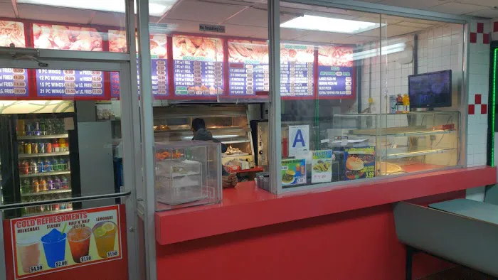 US Fried Chicken & Pizza Picture 3