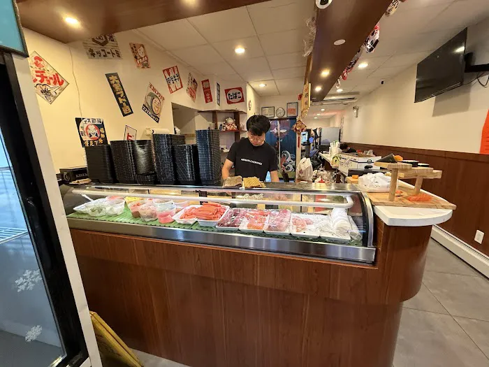 Momo Sushi Picture 3