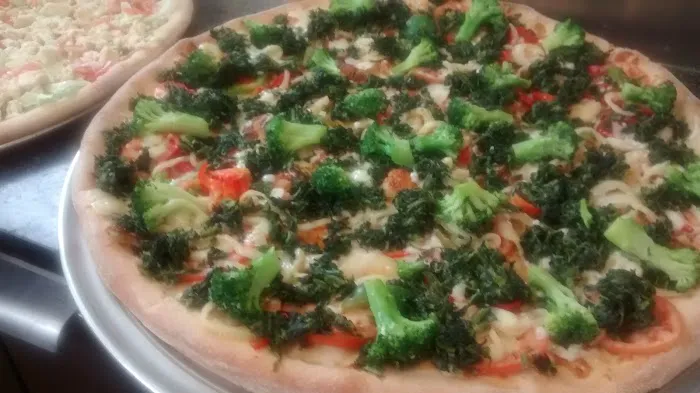Burger UrWay la bella pizzeria Picture 4