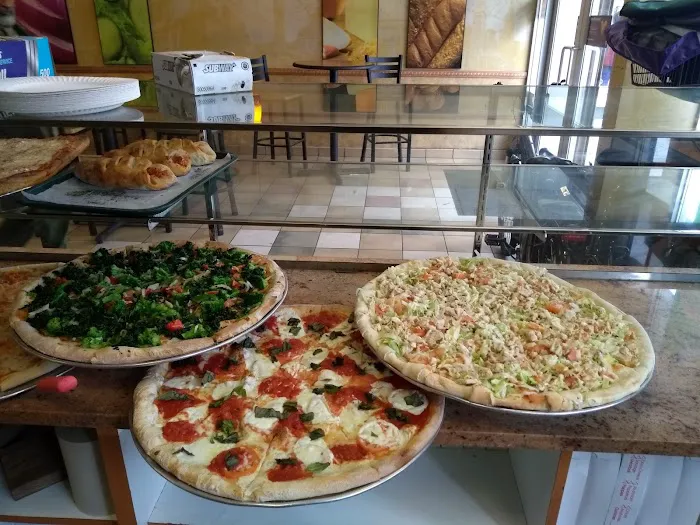 Burger UrWay la bella pizzeria Picture 5