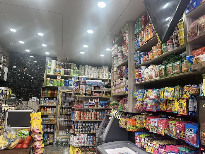 Lenox Deli bites Picture 4