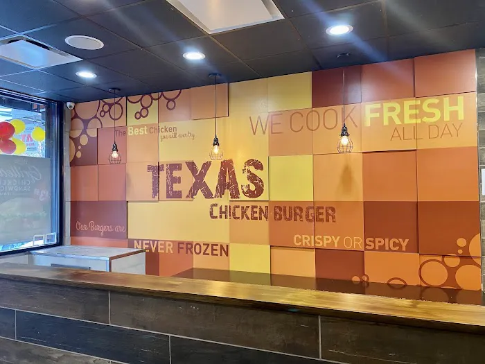 Tex’s Chicken & Burgers Picture 2