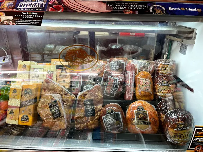 Brooklyn deli Grocery Picture 7