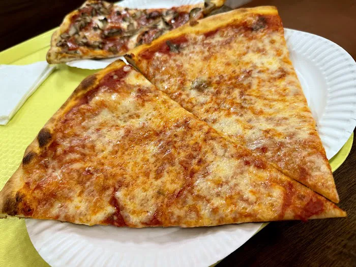 Family Pizza Picture 5