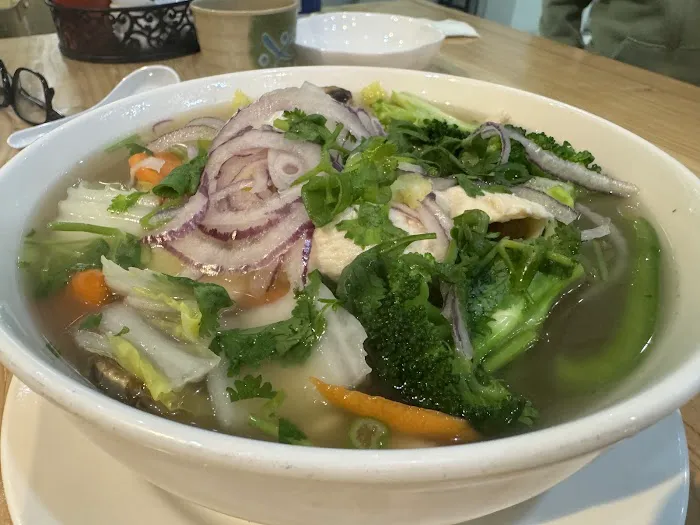 Pho Grand Picture 1